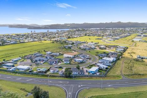 Photo of property in 27 Carina Way, Whitianga, 3510
