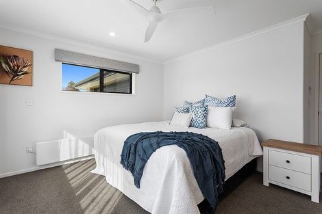 Photo of property in 1 Karearea Drive, Coastlands, Whakatane, 3120