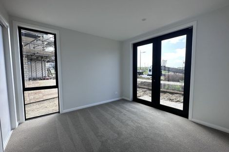 Photo of property in 3 Seagreen Avenue, Rosehill, Papakura, 2113