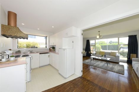 Photo of property in 138 Grimseys Road, Redwood, Christchurch, 8051