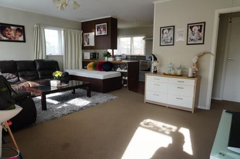 Photo of property in 4/37 Buckingham Crescent, Manukau, Auckland, 2025