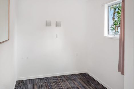 Photo of property in 213 Jervois Road, Herne Bay, Auckland, 1011