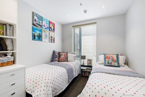 Photo of property in Piermont Apartments, 8e/82 Cable Street, Te Aro, Wellington, 6011