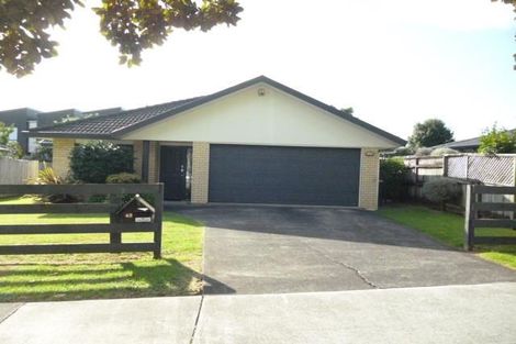 Photo of property in 43 Huntington Drive, Huntington Park, Auckland, 2013