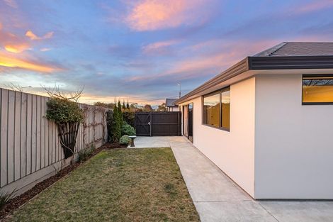 Photo of property in 68b Travis Road, Burwood, Christchurch, 8083