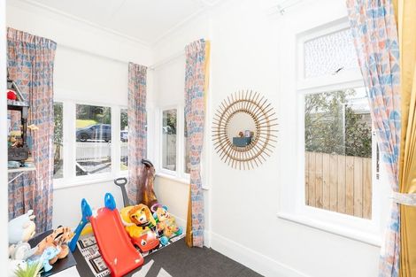 Photo of property in 9 Mahoe Street, Melville, Hamilton, 3206