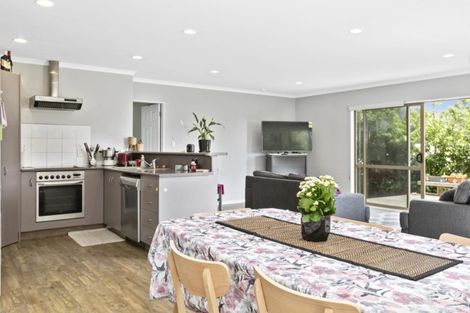 Photo of property in 67 Sutherland Road, Brookfield, Tauranga, 3110