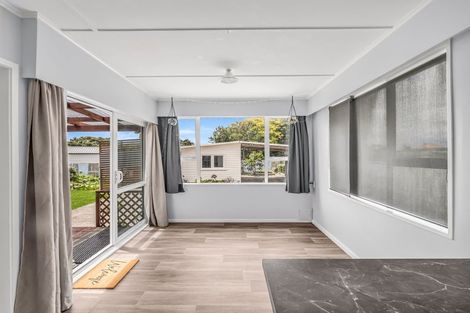 Photo of property in 92 Swiss Avenue, Gonville, Whanganui, 4501