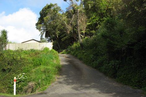 Photo of property in 846 West Coast Road, Waiatarua, Auckland, 0604