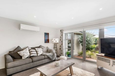 Photo of property in 7 Seaward Street, Pegasus, 7612