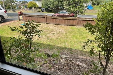 Photo of property in 104 Spinella Drive, Bayview, Auckland, 0629