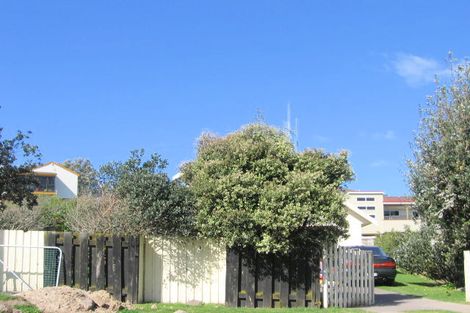 Photo of property in 157 Karewa Parade, Papamoa Beach, Papamoa, 3118