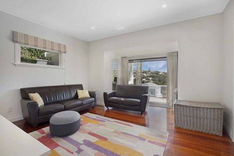 Photo of property in 37 Upland Road, Kelburn, Wellington, 6012