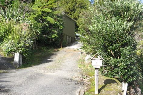 Photo of property in 1 Motuhoa Road, Tairua, 3508