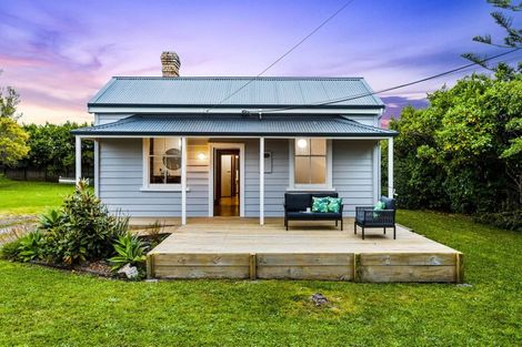 Photo of property in 4 Clarks Lane, Hobsonville, Auckland, 0618