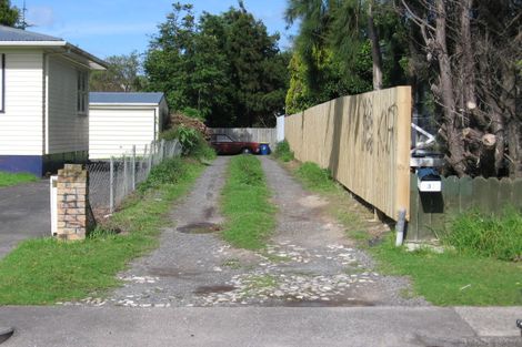 Photo of property in 31 Universal Drive, Henderson, Auckland, 0610