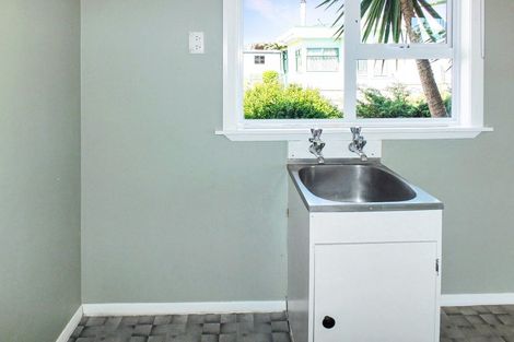 Photo of property in 26 Pratt Avenue, Foxton Beach, Foxton, 4815