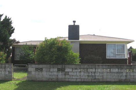 Photo of property in 12 Glen Norman Avenue, Henderson, Auckland, 0610