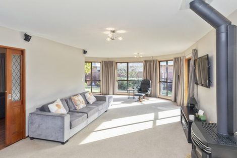 Photo of property in 8 Orlando Crescent, Waimairi Beach, Christchurch, 8083
