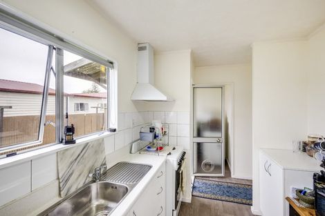 Photo of property in 15a Alexander Avenue, Onekawa, Napier, 4110