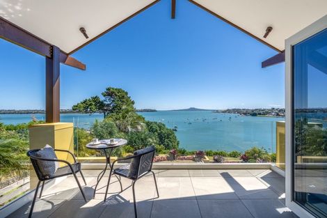 Photo of property in 33 Takutai Avenue, Half Moon Bay, Auckland, 2012