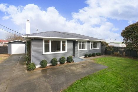 Photo of property in 6 Fox Place, Cloverlea, Palmerston North, 4412