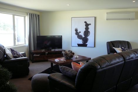 Photo of property in 86 Newcastle Street, Clyde, 9330