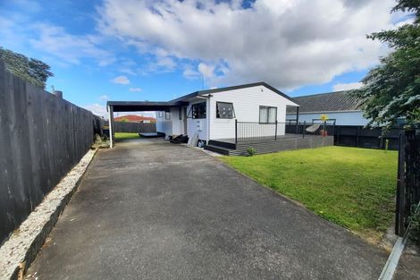 Photo of property in 64a Archibald Road, Kelston, Auckland, 0602