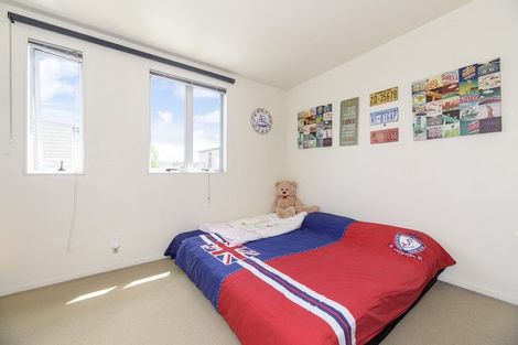 Photo of property in 435b West Coast Road, Glen Eden, Auckland, 0602