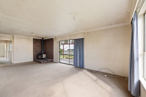 Photo of property in 2 Gilbert Street, Amberley, 7410