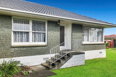Photo of property in 3/13 Otakau Road, Milford, Auckland, 0620
