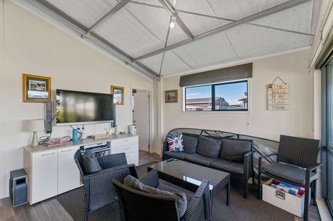 Photo of property in 184 Ngaio Drive, Matarangi, Whitianga, 3592