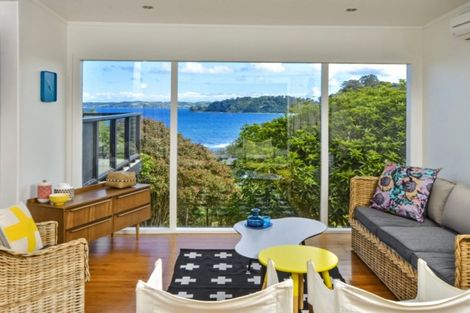 Photo of property in 24 Barrier View Road, Leigh, 0985