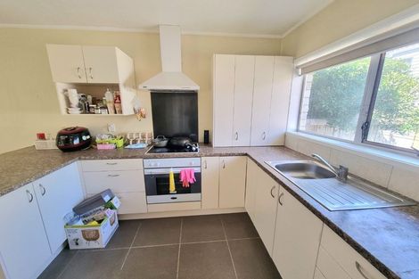 Photo of property in 48 Onewa Road, Northcote Point, Auckland, 0627