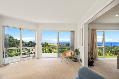 Photo of property in 172 Cape Rodney Road, Leigh, 0985