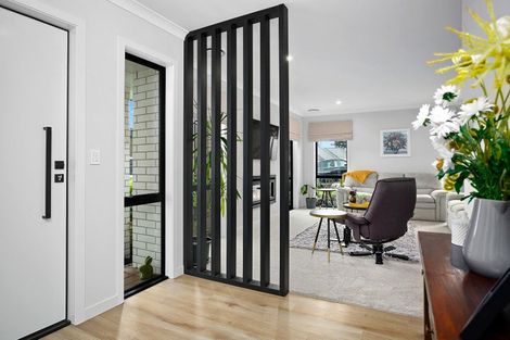 Photo of property in 14 Ruge Court, Cambridge, 3434