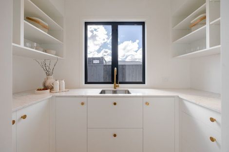 Photo of property in 6 Parkside Avenue, Feilding, 4702