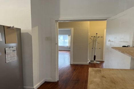 Photo of property in 2/493 Point Chevalier Road, Point Chevalier, Auckland, 1022