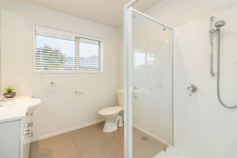 Photo of property in 6 Woodhaven Place, Parklands, Christchurch, 8083