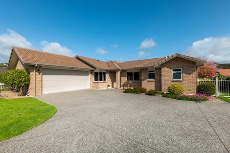 Photo of property in 6 Sunnybrooke Close, Welcome Bay, Tauranga, 3112