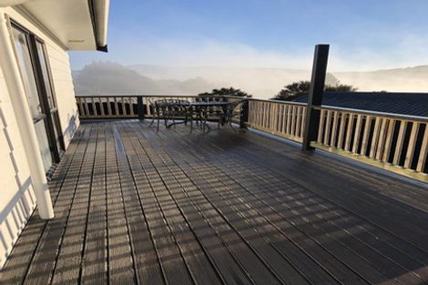 Photo of property in 15 Fenchurch Grove, Stokes Valley, Lower Hutt, 5019