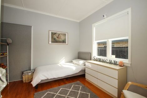 Photo of property in 1212 Caroline Road, Mayfair, Hastings, 4122