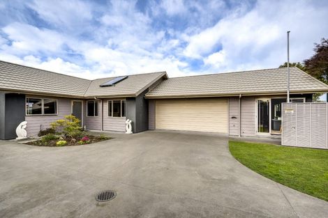 Photo of property in 17 Mcnaughton Place, Onekawa, Napier, 4110