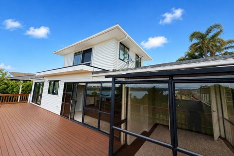 Photo of property in 17 Tui Vale Road, Shelly Park, Auckland, 2014