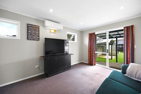 Photo of property in 69 Resthill Crescent, Glenview, Hamilton, 3206