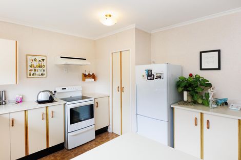 Photo of property in 10 Purdie Place, Milson, Palmerston North, 4414