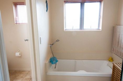 Photo of property in 16 Shoemaker Road, Waipu, 0510