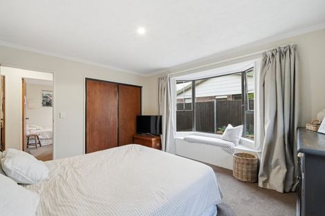 Photo of property in 1/54 Aorangi Road, Bryndwr, Christchurch, 8053
