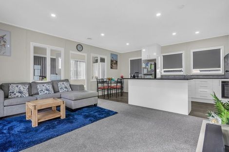 Photo of property in 25a Bunnythorpe Road, Papakura, 2110