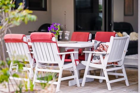 Photo of property in 4 Barbaras Way, Waikanae Beach, Waikanae, 5036